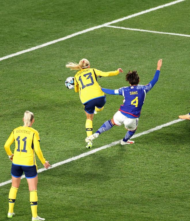 瑞典队碾压日本队，奥恰洛夫带队取胜