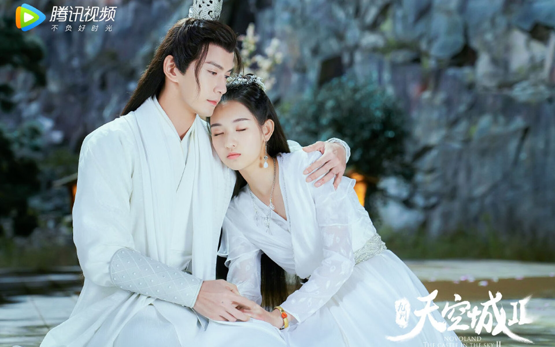 涡轮增压之夜与无声引擎—当F1街道的轰鸣，遇见西亚卡姆稳定输出不掉线的哲学