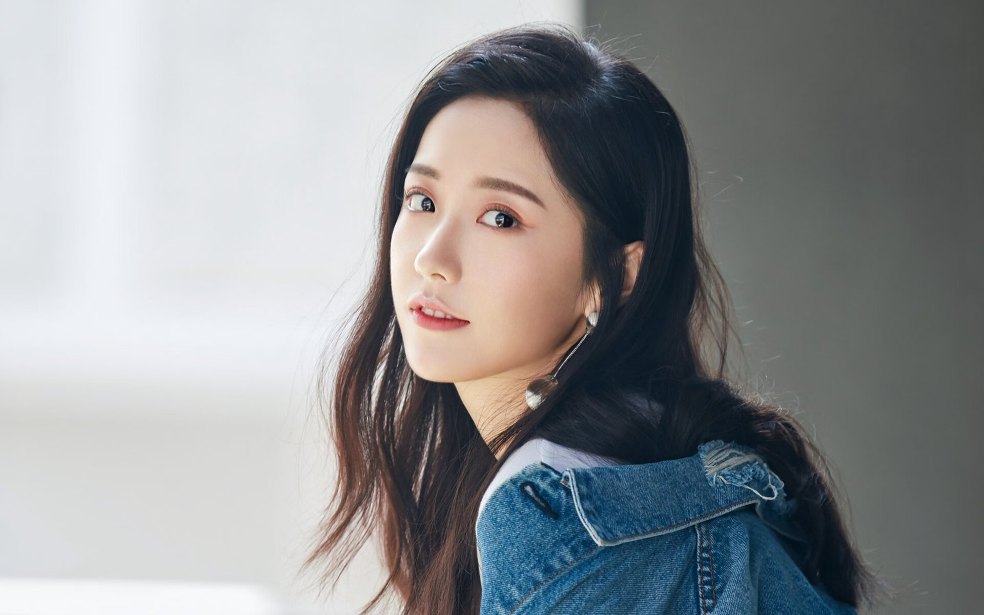 孤星闪耀，2026世界杯H组，斯洛伐克力克巴西，范戴克完成致命一击，进攻犀利改写足球史诗